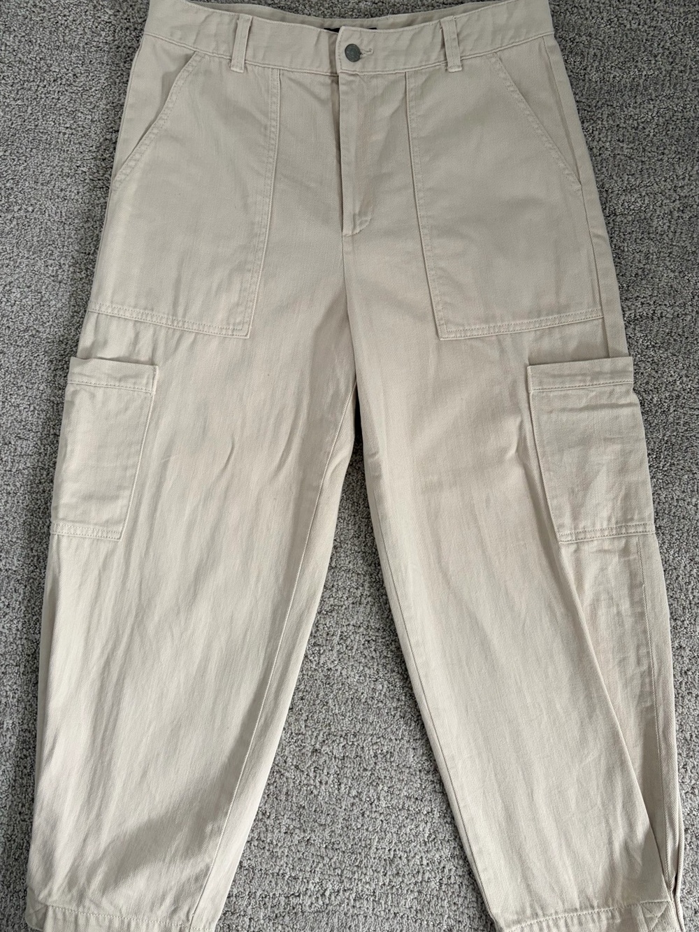 Banana Republic Cream Barrel Cargo Pants - Utility Style- Women’s size 10 - Picture 2 of 7